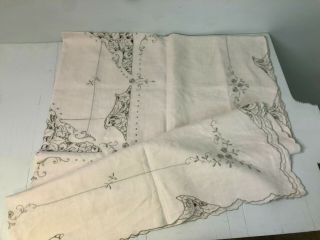 Vintage Madeira Ivory Linen Tablecloth With Dark Ecru Embroidery & Cut Work