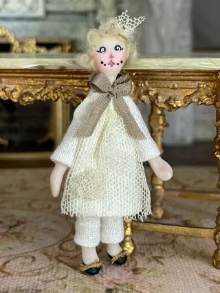 Vintage Miniature Dollhouse Artisan Sculpted Carole Mcbride Princess Raggedy Ann