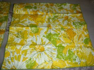 Vintage 1970s Vera Cotton Tablecloth 6 Napkins Yellow Green White Daisy Floral