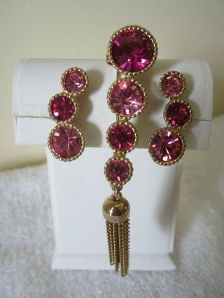 Vtg Sarah Coventry Pink Rhinestone W Gold Tassel Pin/brooch & Clip - On Earrings