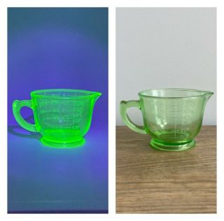 Vintage Green Glow Uranium Glass 16 Oz 2 Cup Measuring And Mixing Cup Bowl
