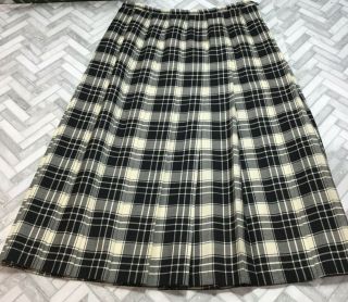 Pendleton Vintage 100 Virgin Wool Plaid Pleated Skirt Size 14 Black White Midi